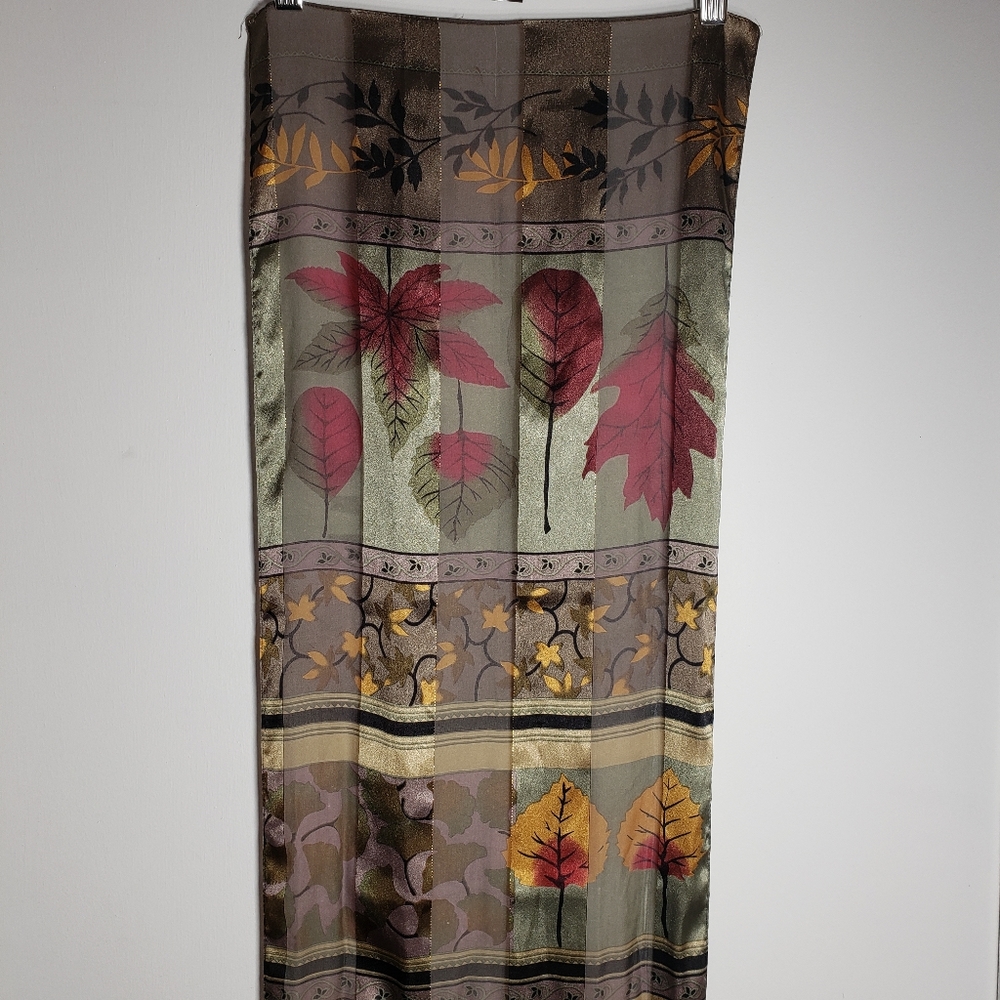 💥3/$20💥 AUTUMN/ FALL Themed scarf